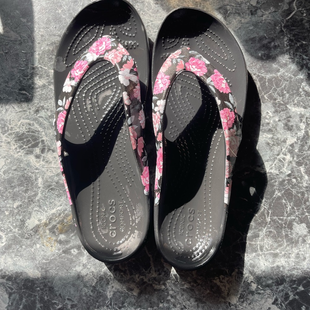 So 7 Crocs flip flops.